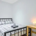 City & Bermondsey Nest 4C
